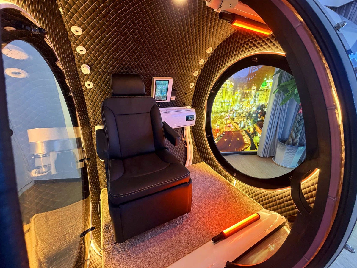 2 Ata Monoplace Hyperbaric Chamber HE5000 Diamond Interior 2 Ata Monoplace Hyperbaric Chamber HE5000 Diamond Interior